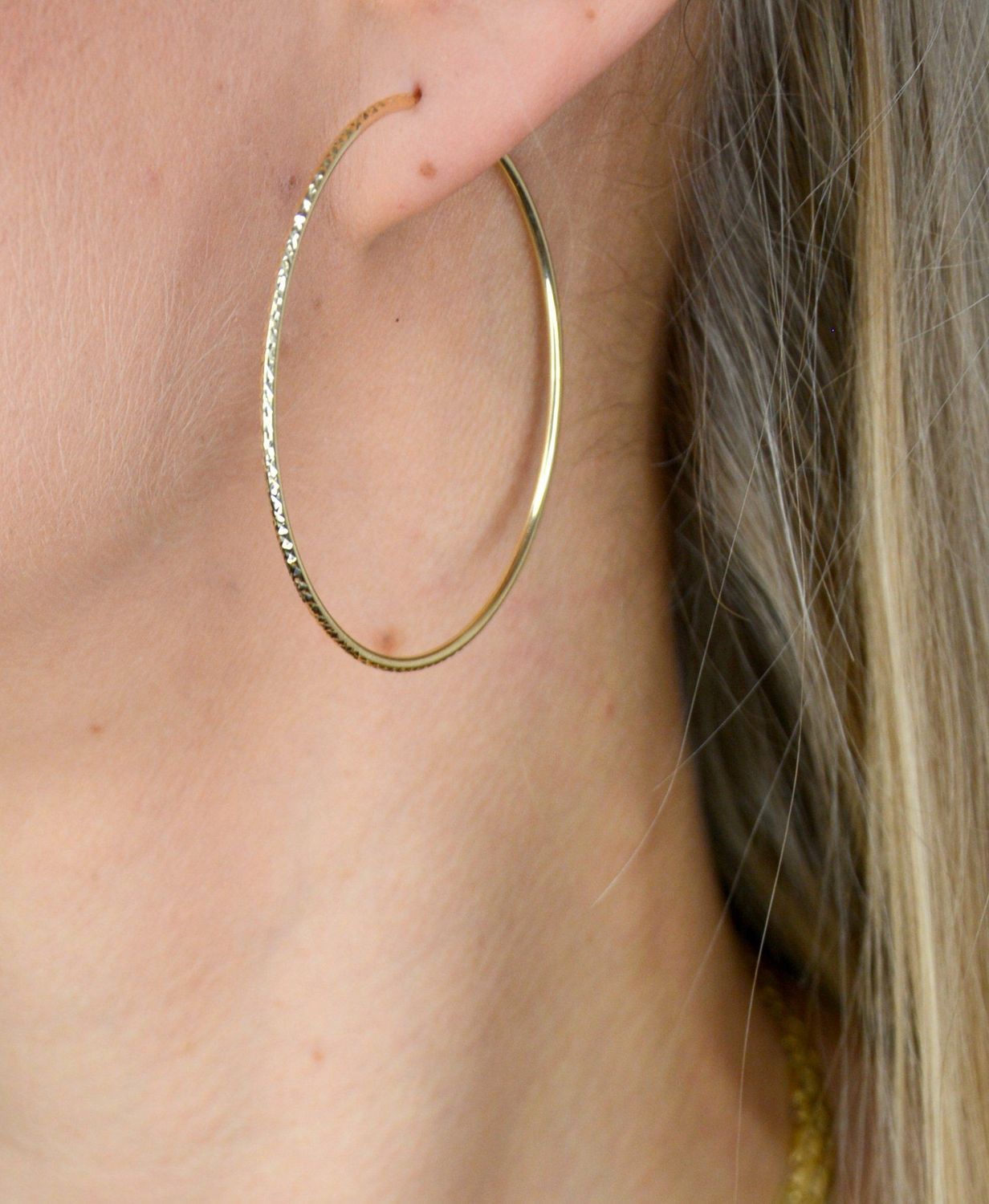 Złote kolczyki 333 koła 5 cm KL 9823 333.jpg